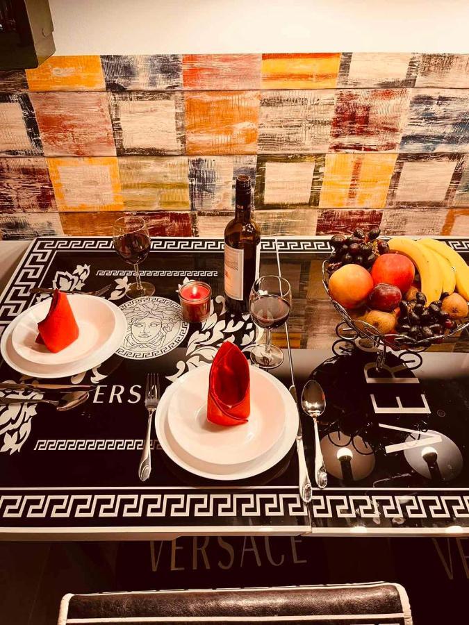 شقة King House & Garden With Ac And Free Parking Possibility بودابست المظهر الخارجي الصورة